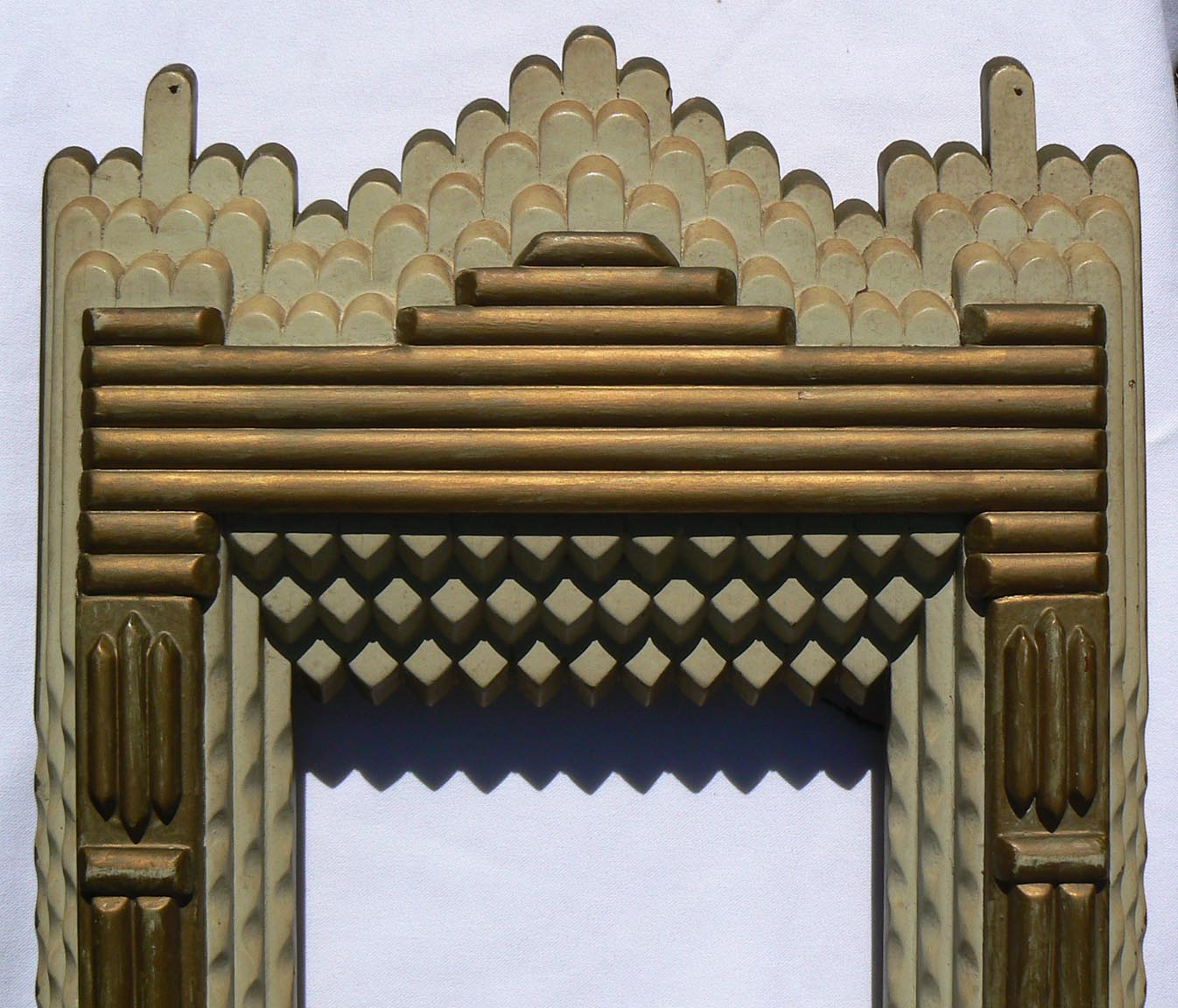 Outstanding Art Deco Tramp Art Frame