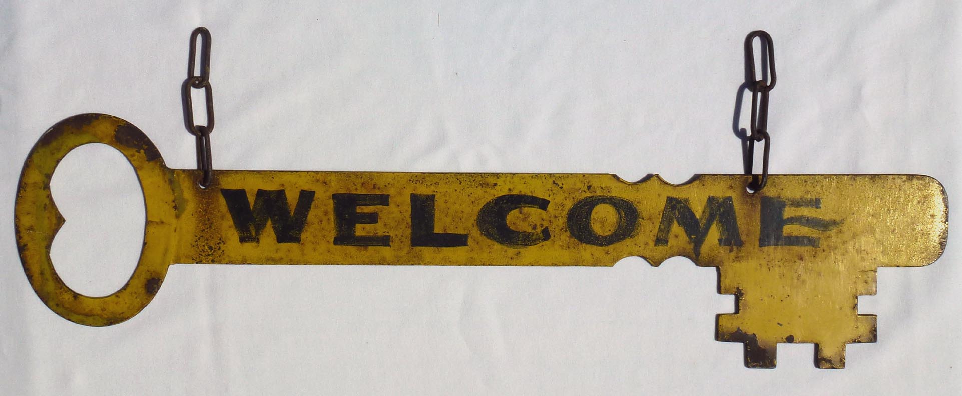 Two sided metal key Welcome sign