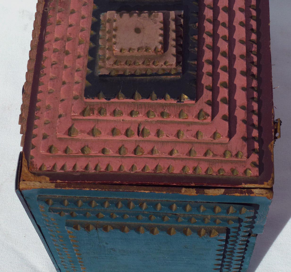 Painted tramp art box