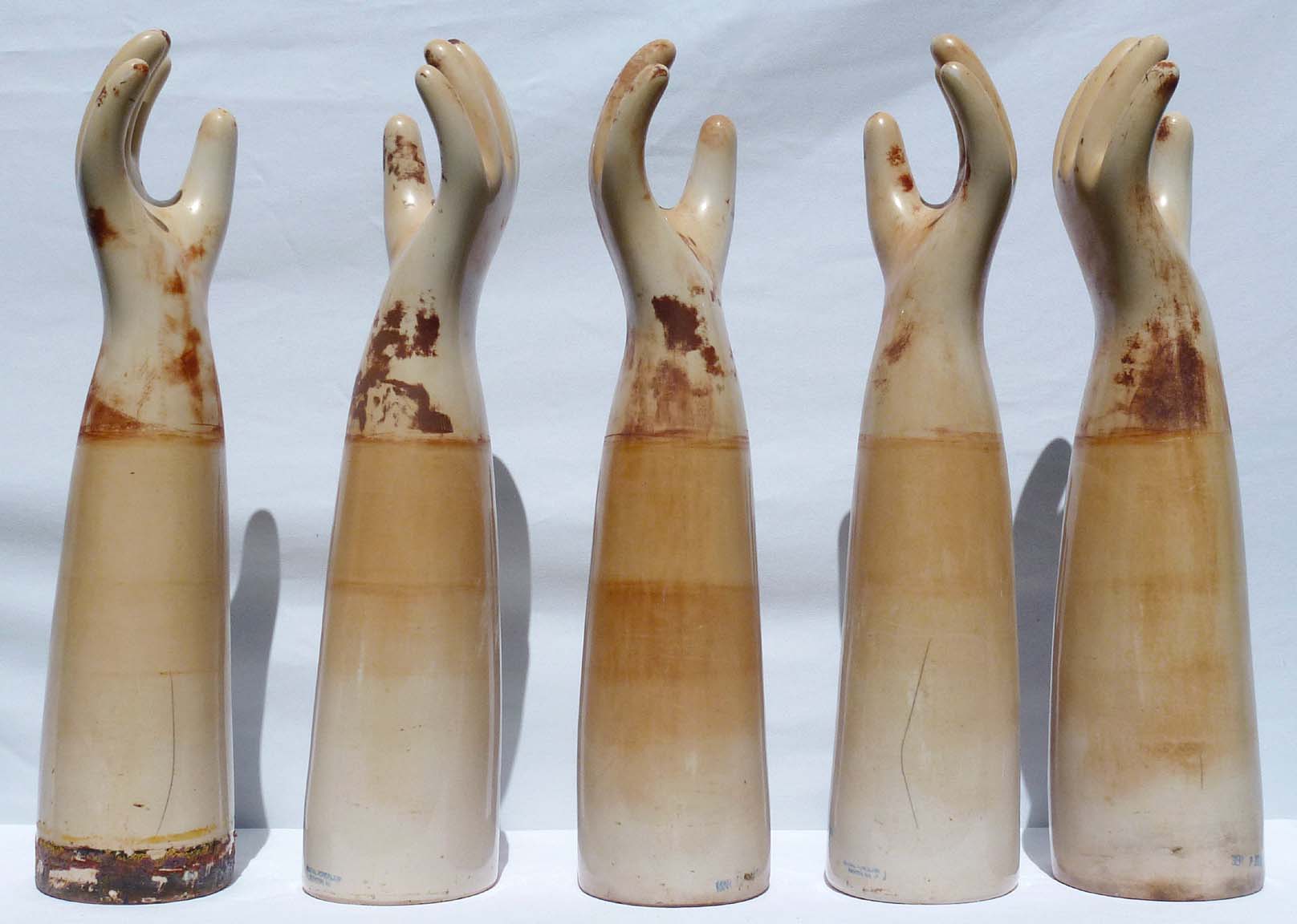 Ceramic glove molds
