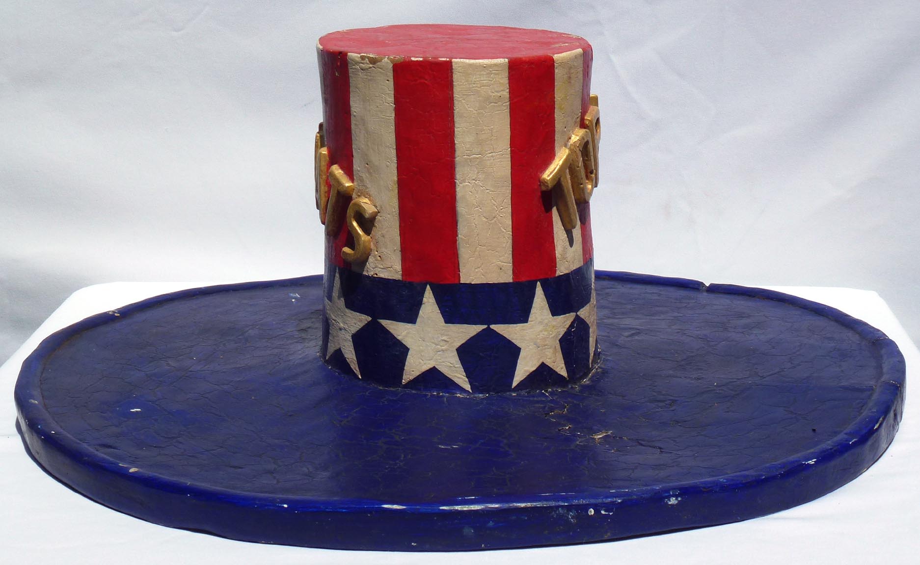 Giant carnival top hat