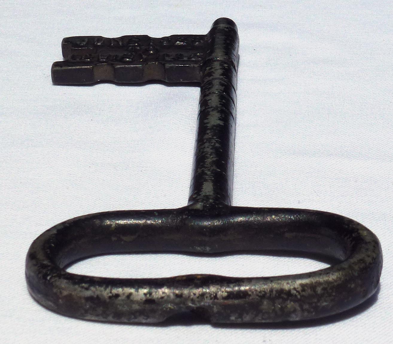 1928 Louisville key