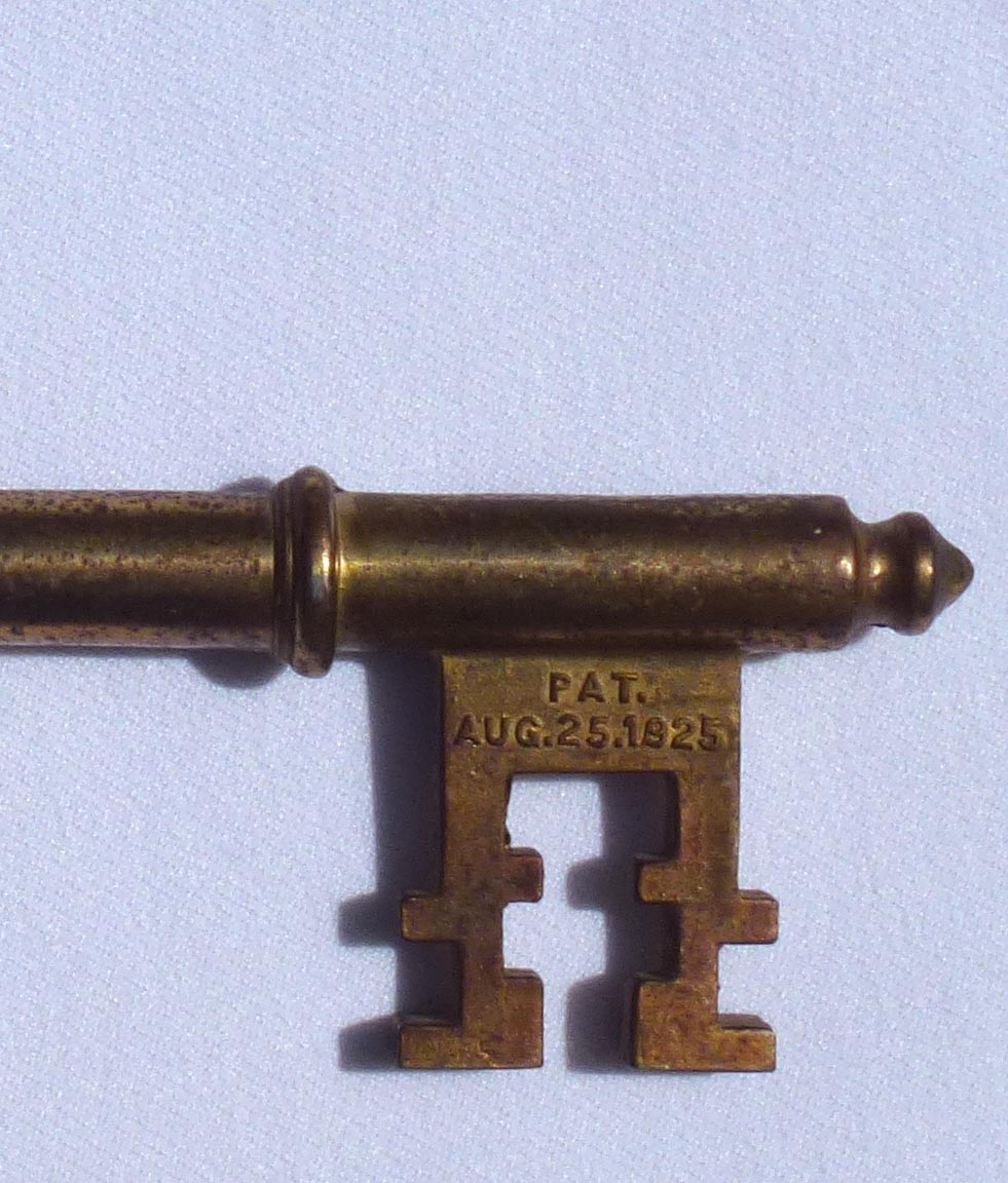 1934 World's Fair souvenir key