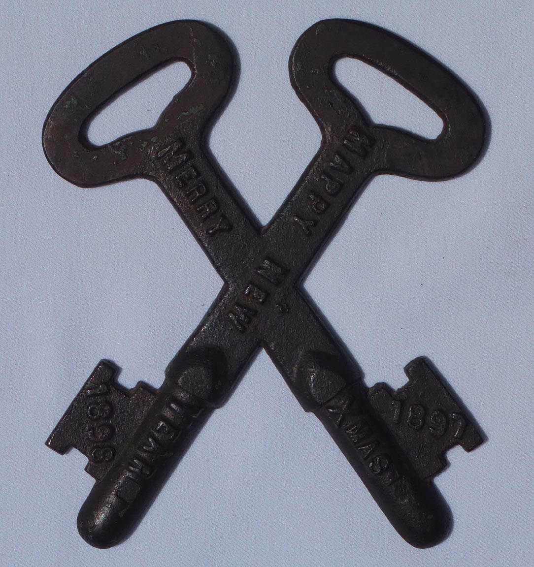 1897 Christmas souvenir metal keys