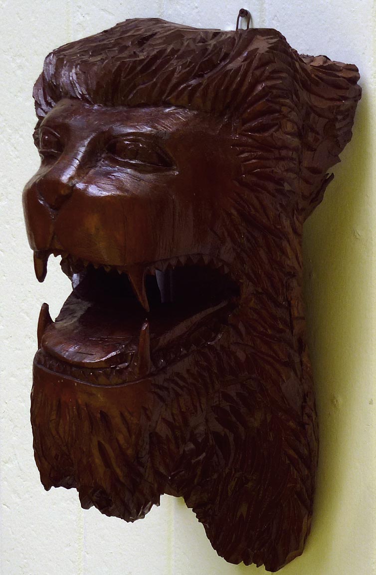 Carved lion's head