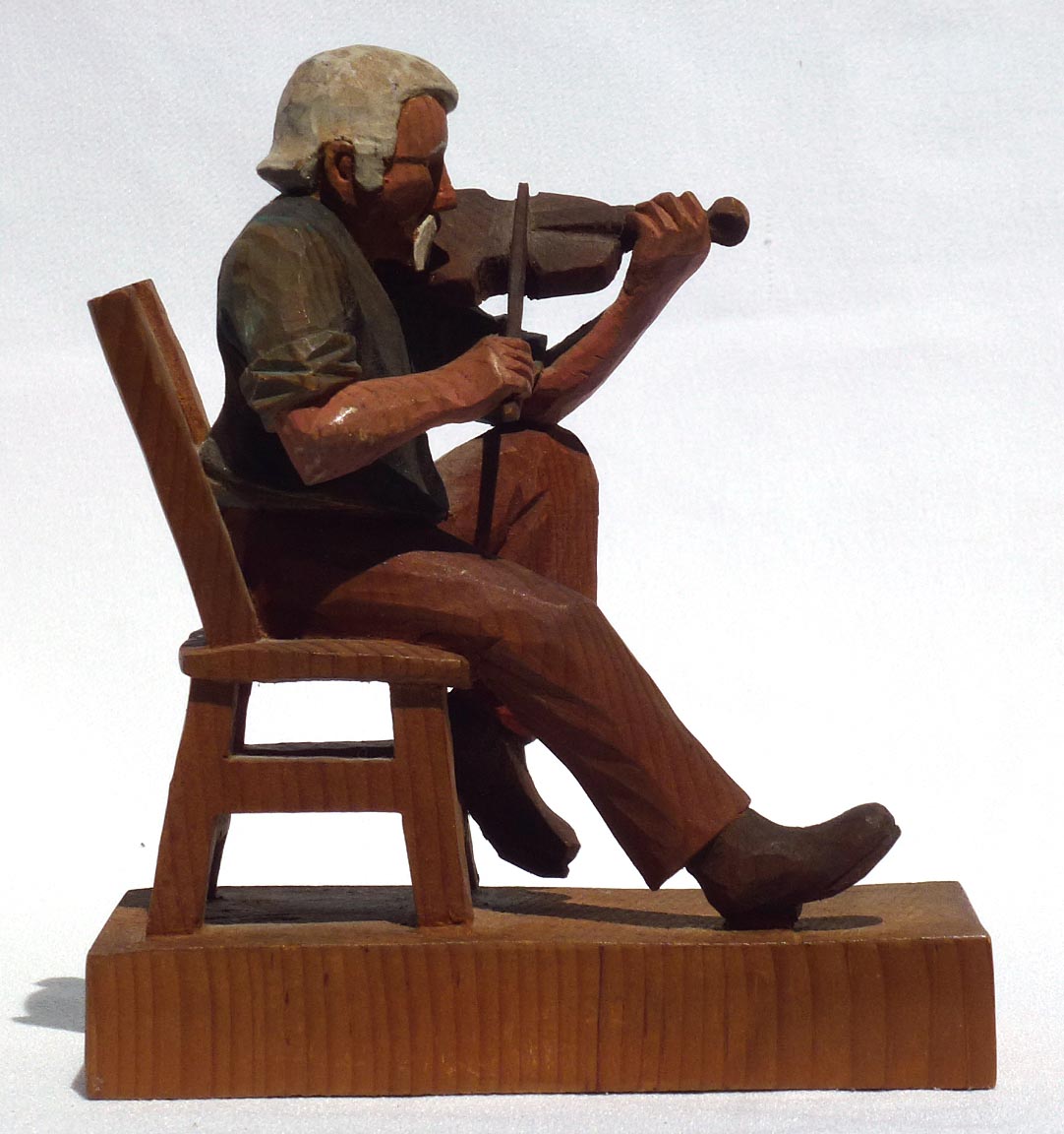 Carving of fiddler