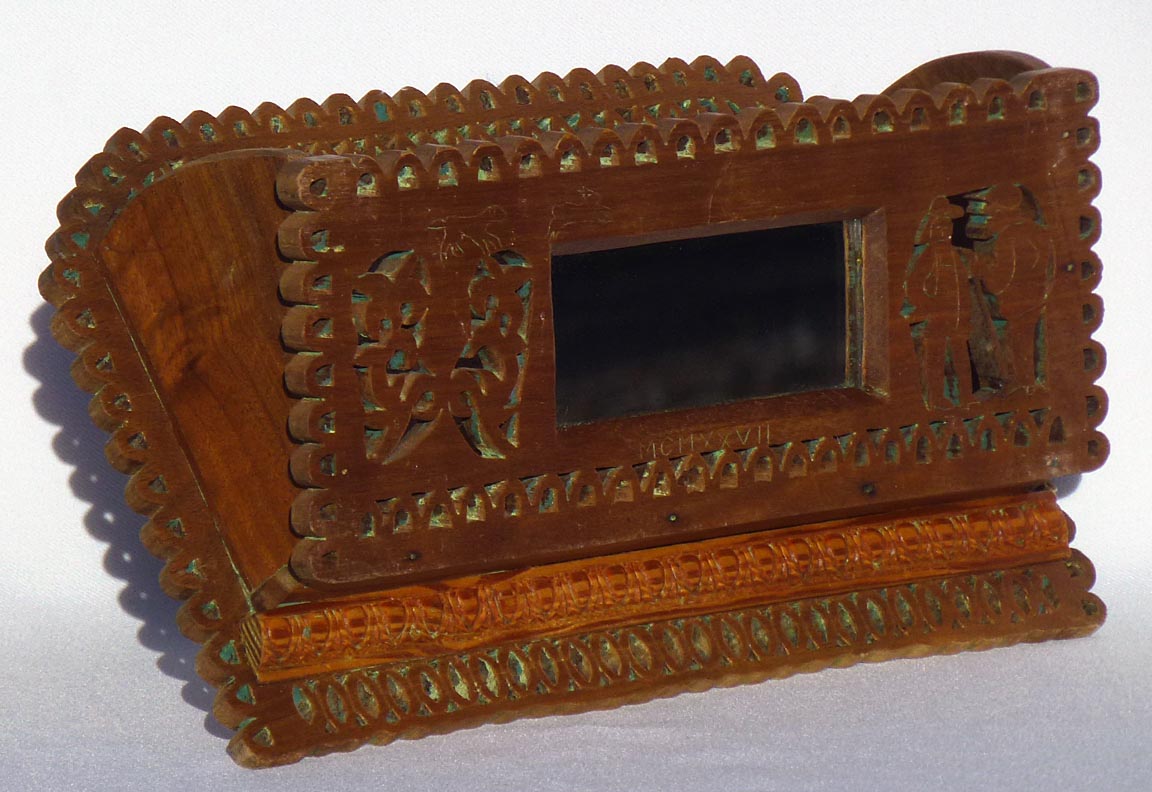 Carved fretwork comb case