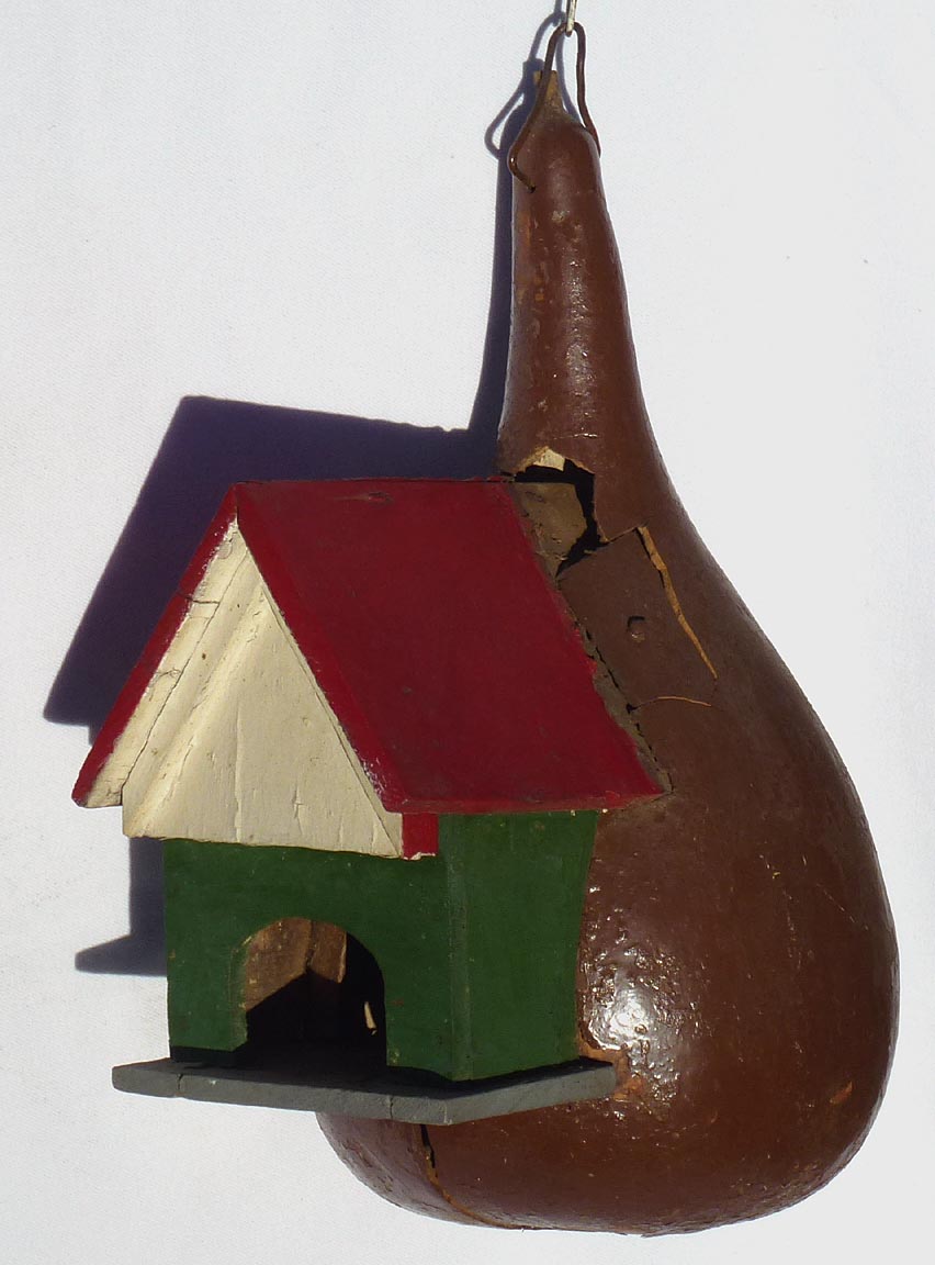 Gourd birdhouse