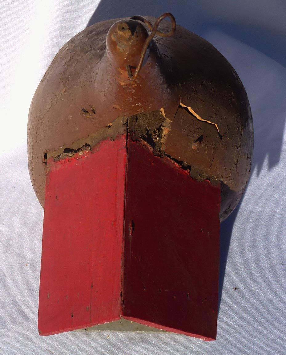 Gourd birdhouse