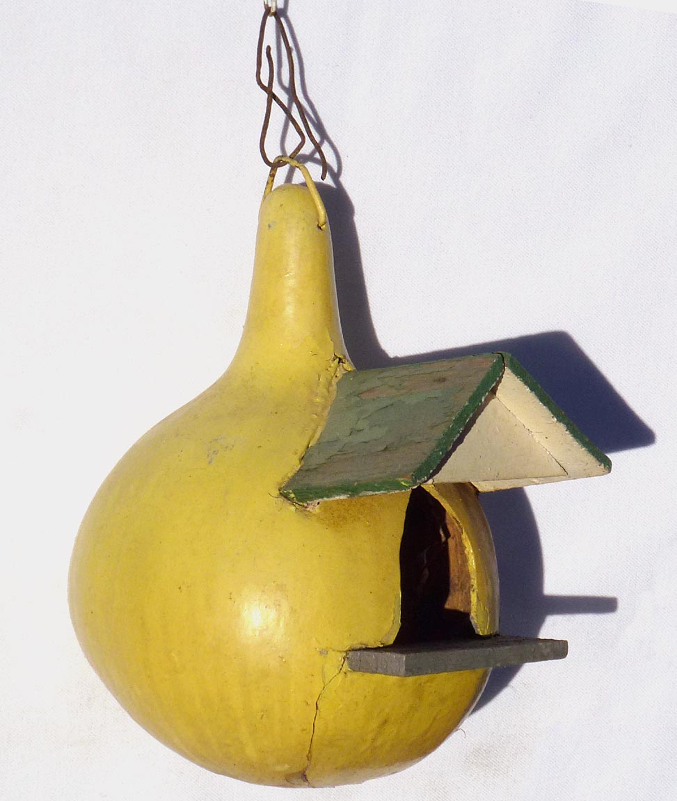 Gourd birdhouse