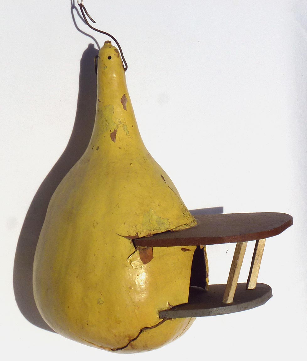 Gourd birdhouse